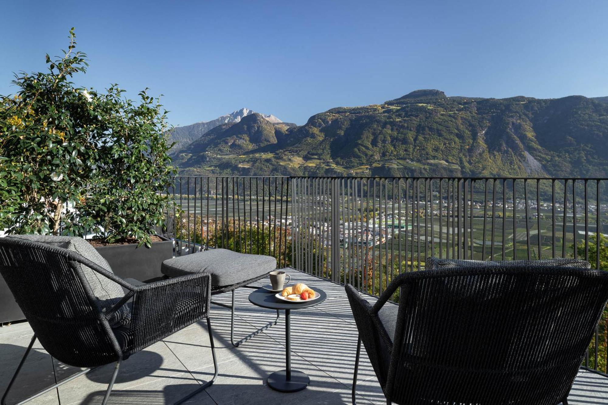 My Spring - Panoramic Suites Lana Bilik gambar