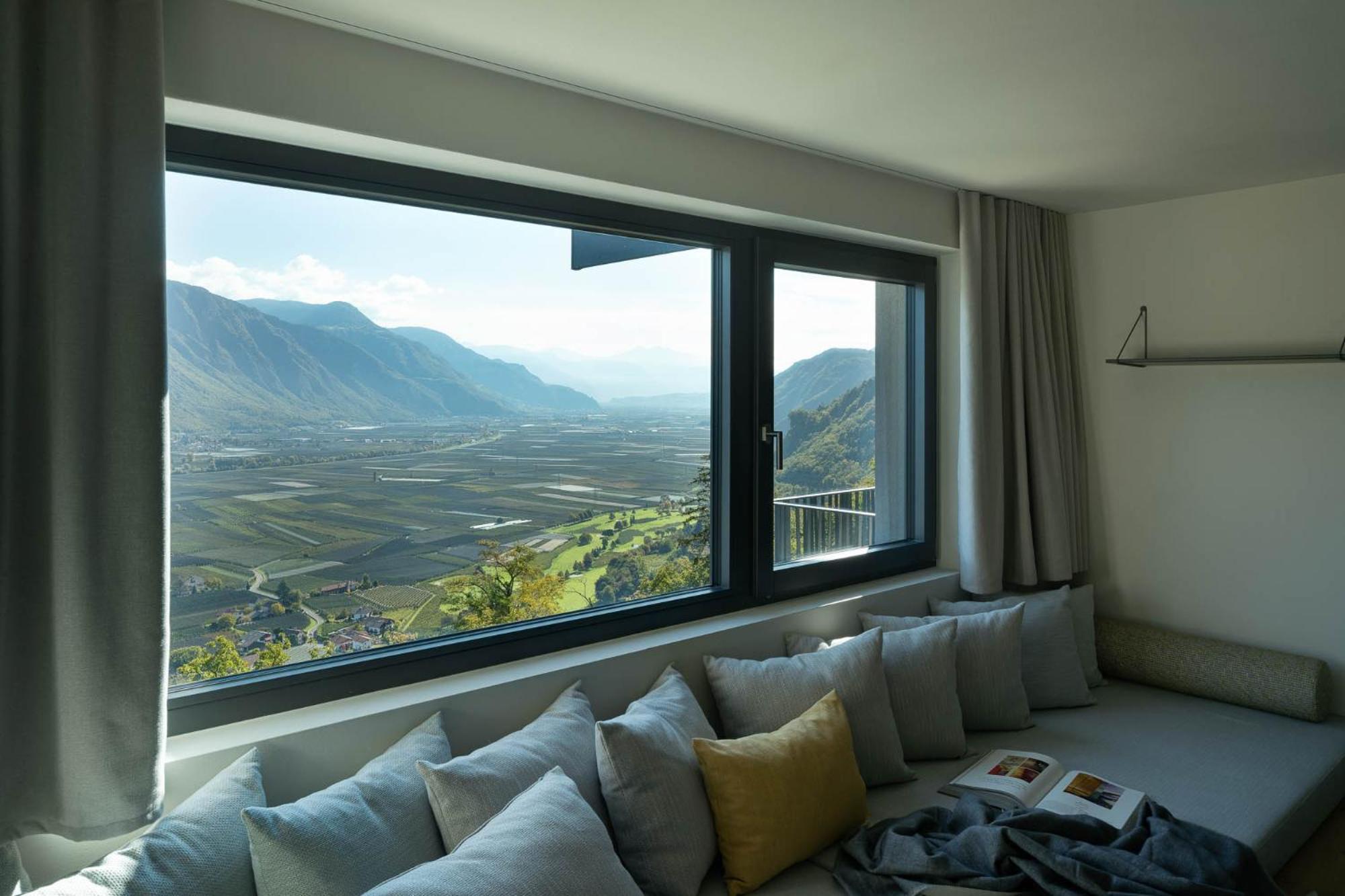 My Spring - Panoramic Suites Lana Bilik gambar