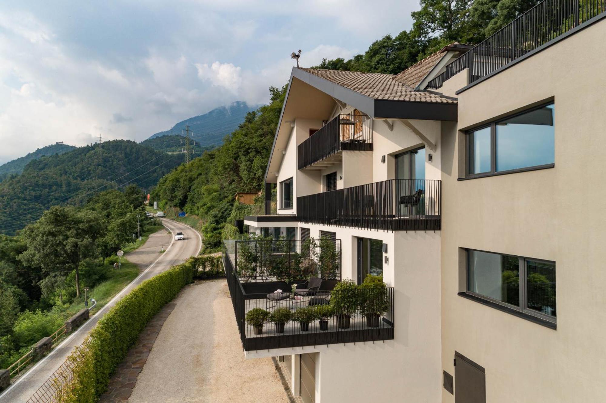 My Spring - Panoramic Suites Lana Bilik gambar