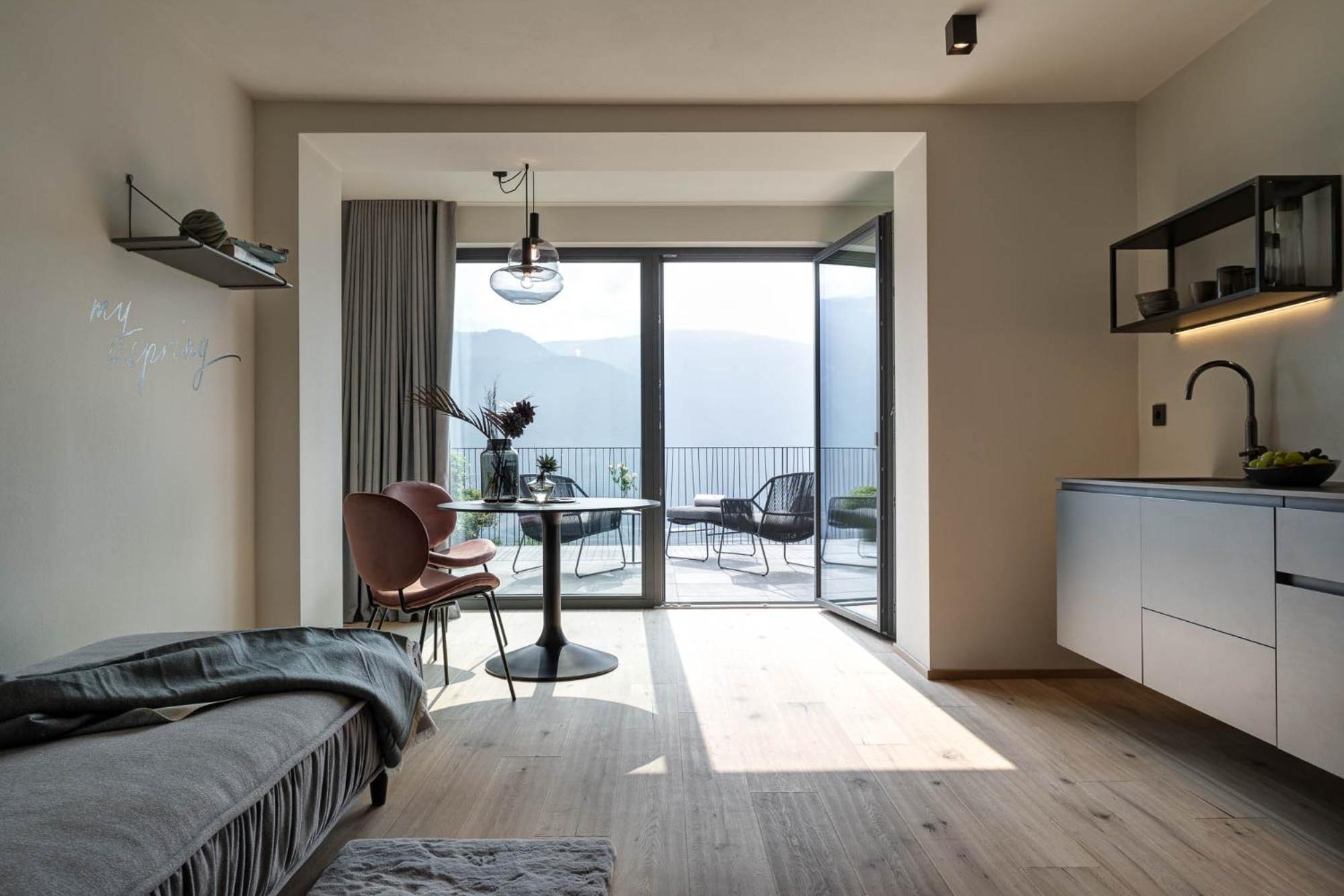 My Spring - Panoramic Suites Lana Bilik gambar