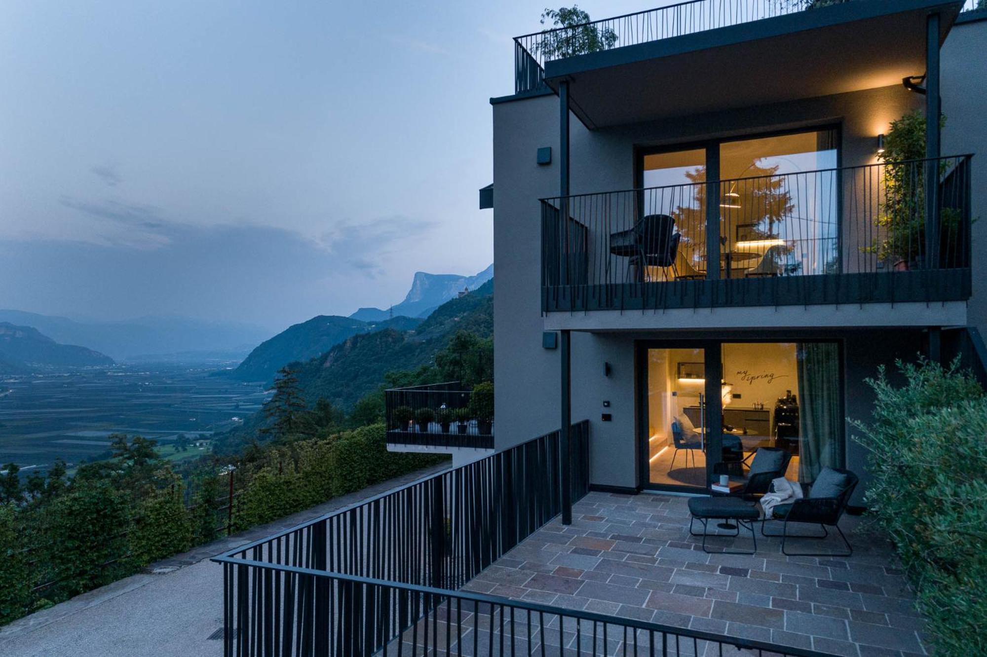 My Spring - Panoramic Suites Lana Bilik gambar